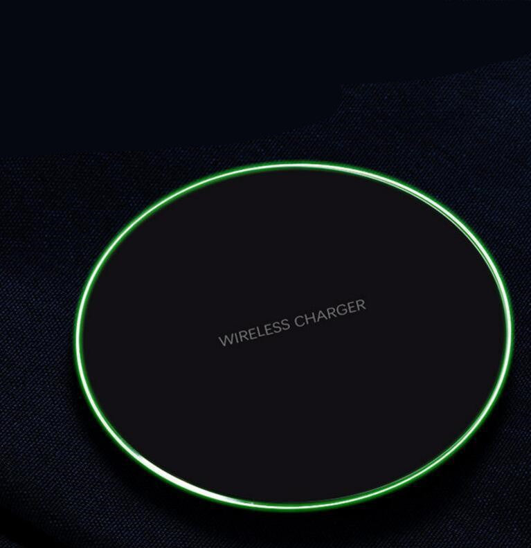 Fast Wireless Charging Pad – Compatible with iPhone & Samsung | High-Speed Tech Charger
