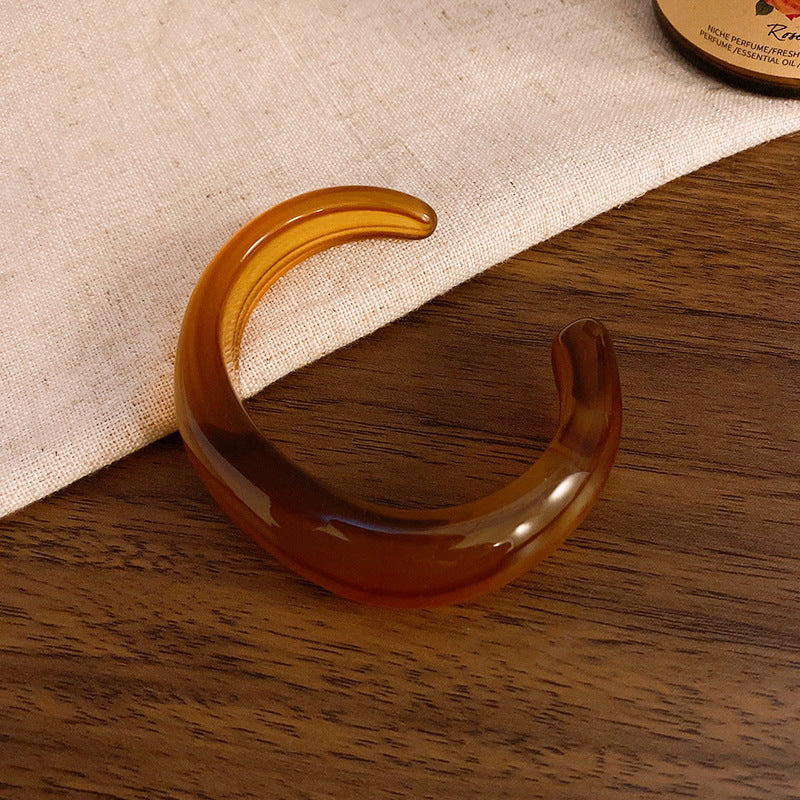 Acrylic Glossy Blooming Open-ended Bracelet