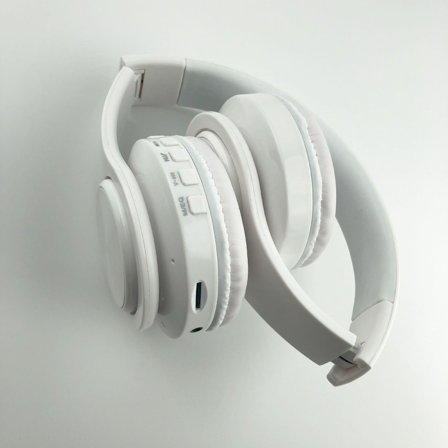HiFi Wireless Bluetooth Headphones with Mic | Stereo Music & Sports Headset (FM & SD Card Support)