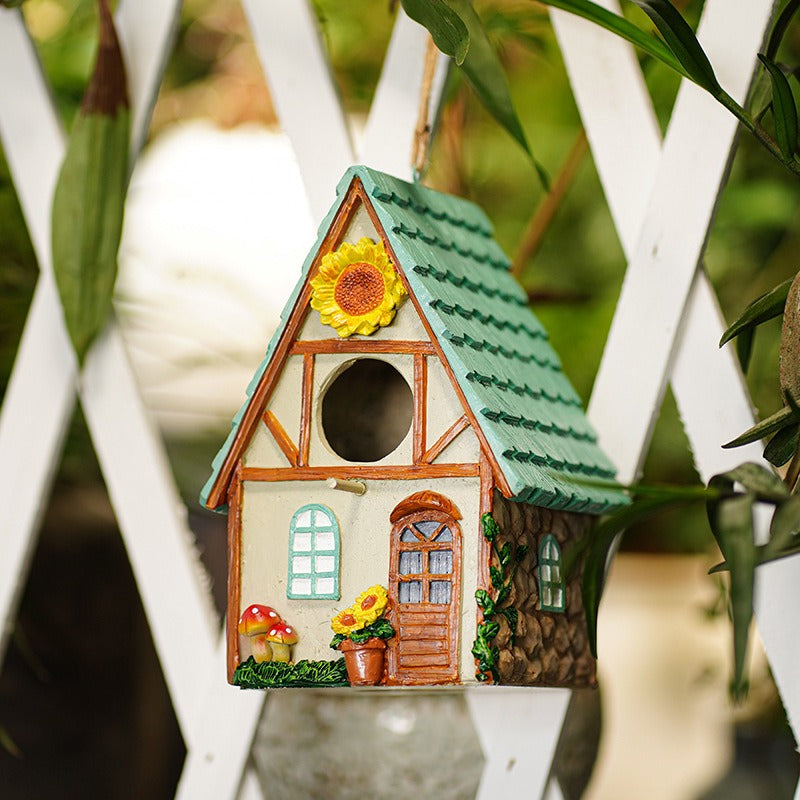 Courtyard Garden Outdoor Bird House, Small Decorative Bird Home