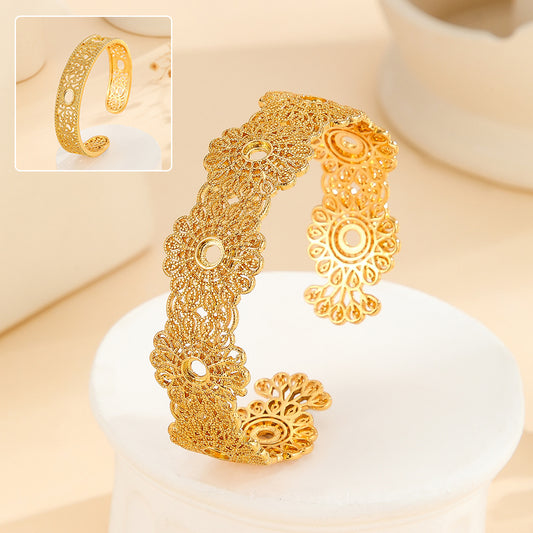 Luxury Gold Bracelet – Hollow Lace Flower Design, Elegant Wedding Jewelry for Women